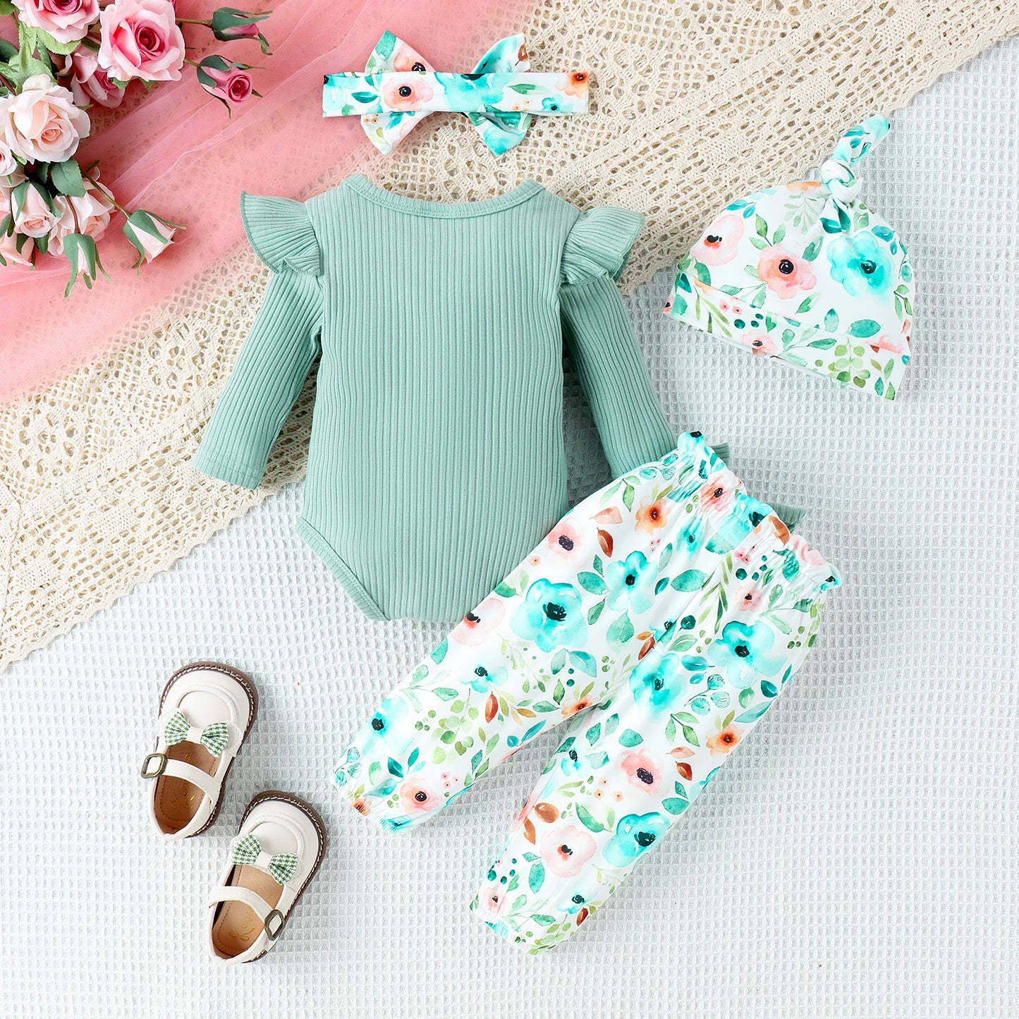 4PCS Autumn New Style Baby From 0 To 6 Months Casual Fashion, Multi-Color Pit Strip Letter Printed Hat Suit + Headscarf Hat